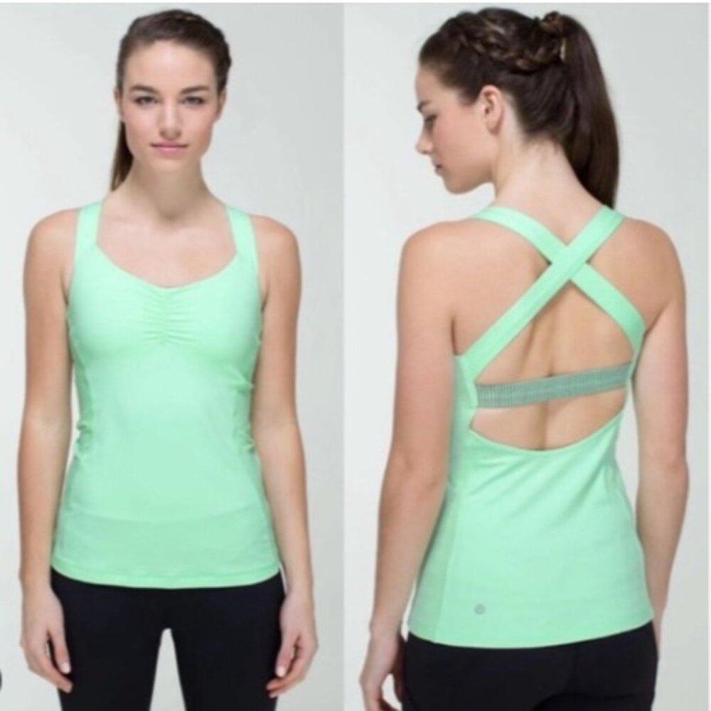 Lululemon Core Kicker Women's 10 Mint Built‎ In Bra Activewear Top EUC